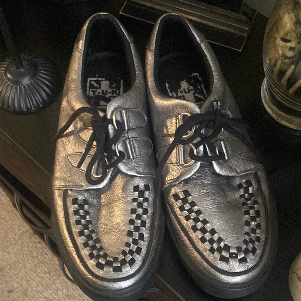 Silver and Black T.u.k shoes vintage